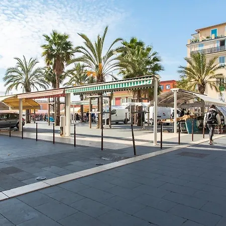 Apartament #16 1bdr Flower Market, Old Town, 1min Ac Nicea